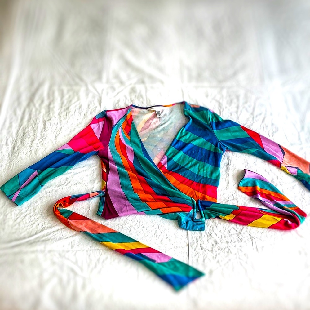 Diane von Furstenberg 100% Silk Wrap Top
